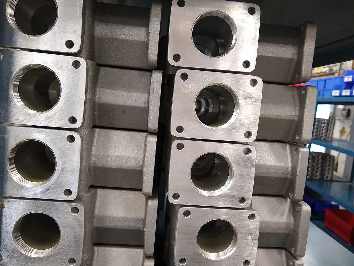Aluminum alloy