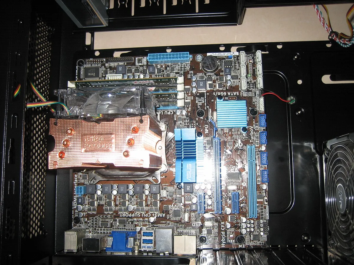 CPU