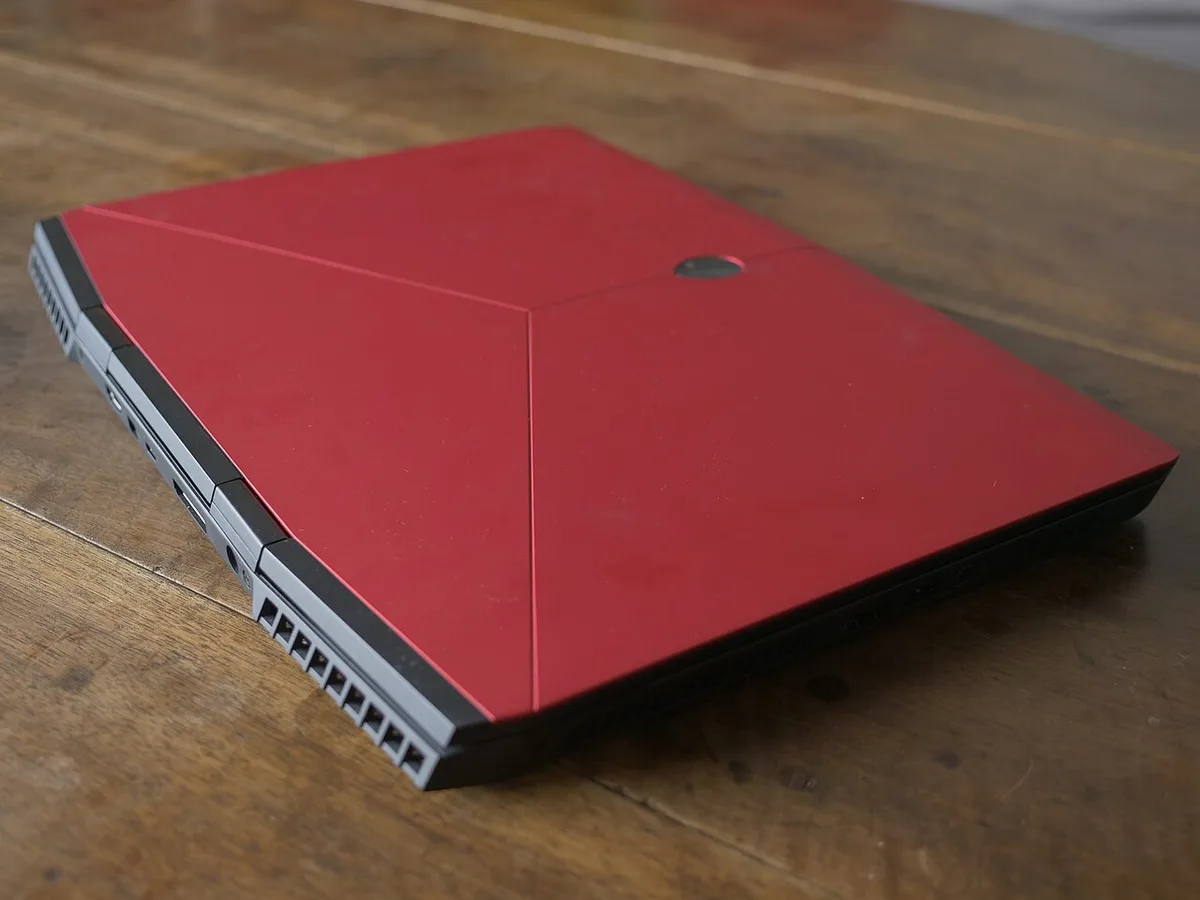 does Dell own Alienware