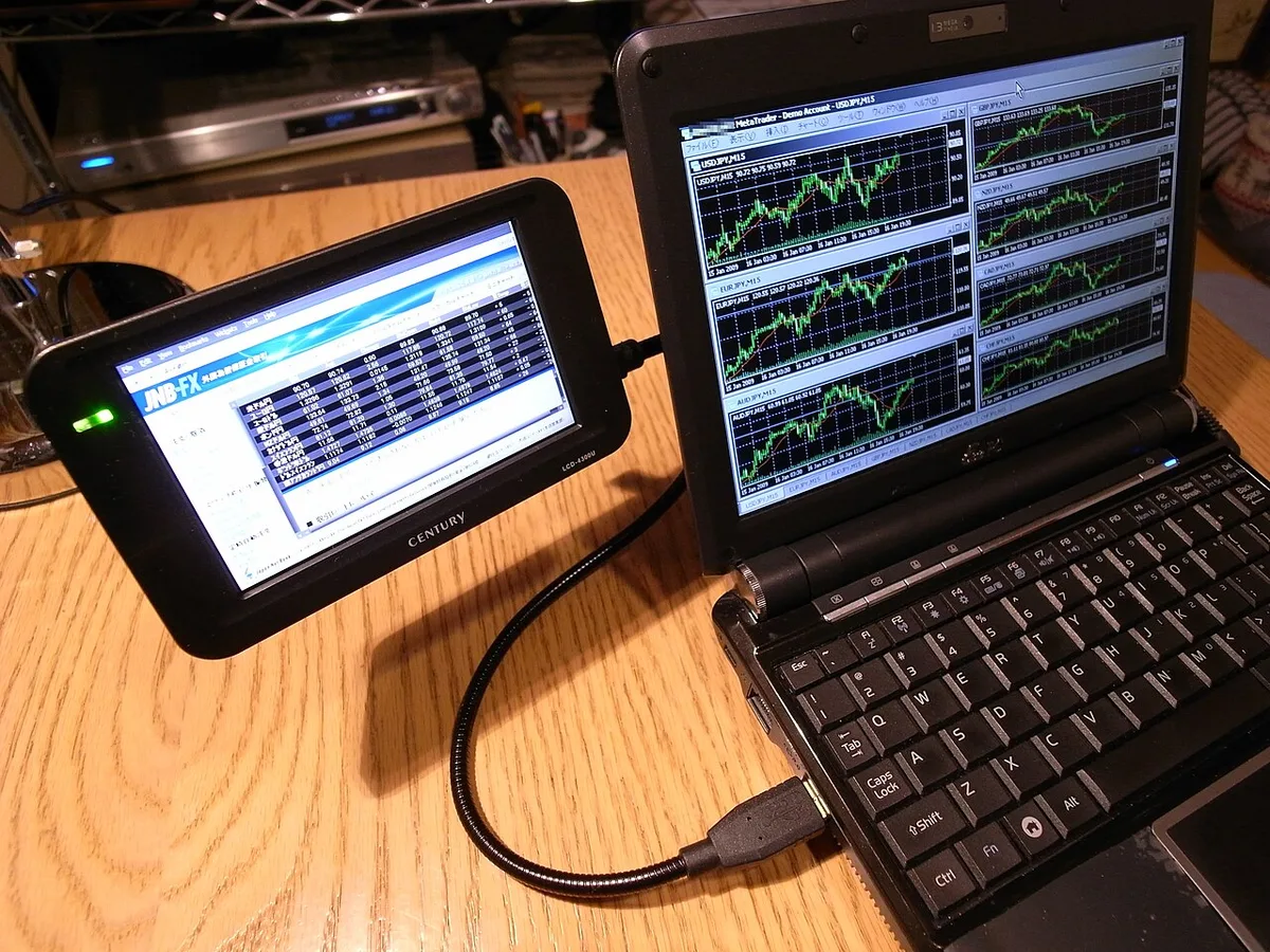 external monitor