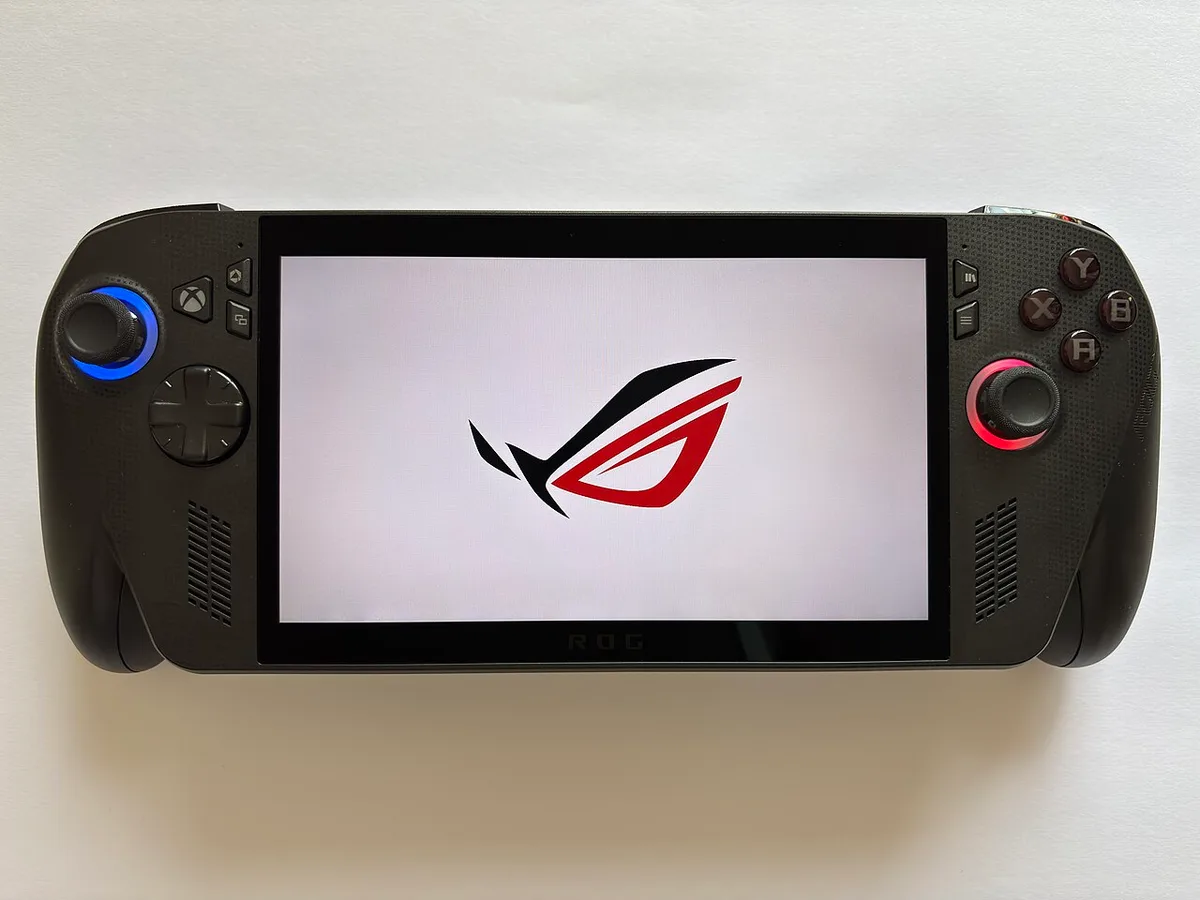 handheld gaming PC