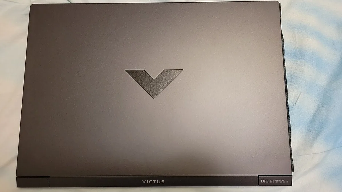 HP Victus