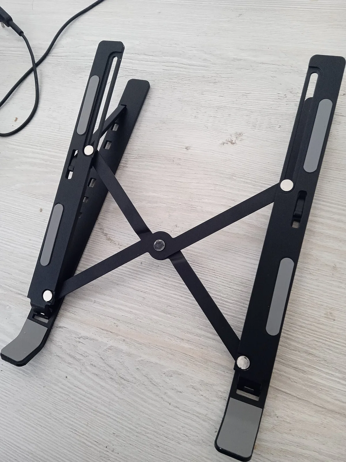 laptop stand