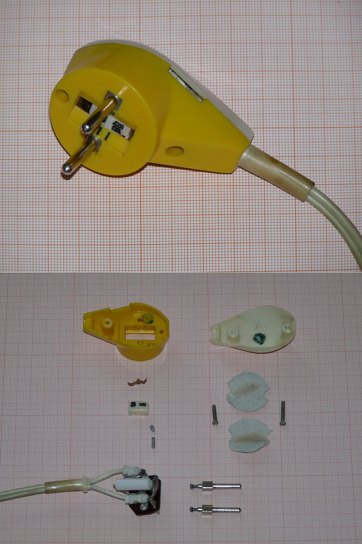 universal travel plug adapter